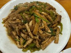 -三居鲁味坊黄焖鸡(山大路店)