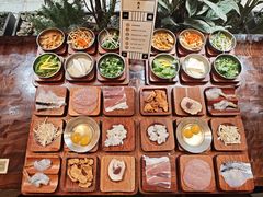 -银米·云南传统过桥米线(双廊黑金冠店)