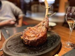-恰餐厅及酒吧 CHAR Bar & Grill (北京丽都皇冠假日店)