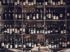 -wineapp葡萄酒餐吧(外滩金融中心店)
