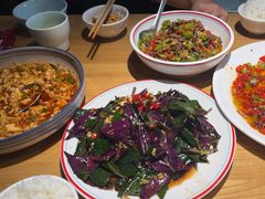 -自贡盐帮菜·玩辣餐厅(樱花园西街店)