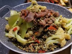 麻得跳-胡马八破·川菜小馆(高新万达店)
