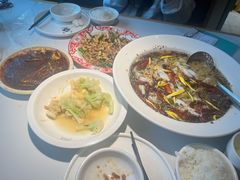 -江渔儿酸菜鱼(万科东荟城店)