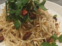 肉沫拌豆芽-谢虢彬名厨私房菜