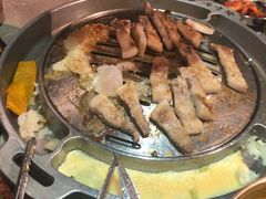 -哈哈碳都·牛肋条无限自助烤肉(台江万达店)