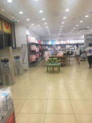 -乐友孕婴童(刘家窑店)