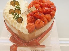 -花花卷卷·鲜食蛋糕(泉屋店)