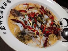 -江渔儿酸菜鱼·拔草餐厅(虎门君乐汇店)