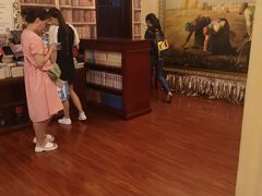 -果戈里书店