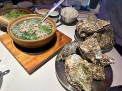 -蚝堡海鲜·威海菜·海肠捞饭·烧烤·亚洲吃蚝公司(幸福门店)