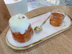 富士山上桃胶芦荟嫩肤酸奶-Blueglass酸奶(财富购物中心店)