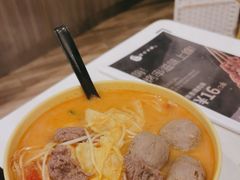 -谭仔米线(皇庭广场店)