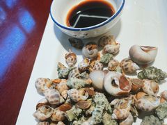 -谊荣海鲜大牌档(石湖店)