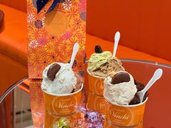 -VENCHI 闻绮(上海佛罗伦萨小镇店)
