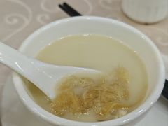 鸡煲中勾翅-凤城礼记鱼翅海鲜酒家(新马路总店)