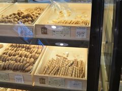 -光明牛奶棚(南泉店)