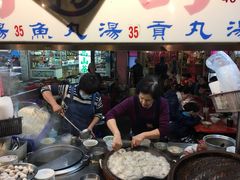 -六合夜市