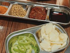 -明洞阿姨·韩式酱蟹烤肉·创意料理(三元桥店)