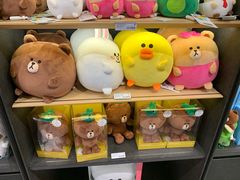 -LINE FRIENDS Garosu-gil Flagship Store