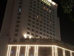 -汕尾巴黎半岛酒店