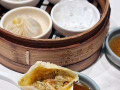 -馋三尺蟹粉小笼(人民广场店)