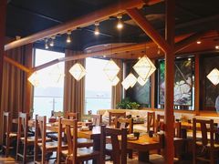 大堂-云海肴·汽锅鸡·云南菜(天山百盛优客店)