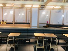 大堂-老乡鸡(上海品尊国际中心店)