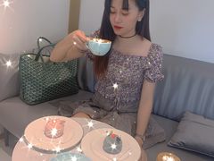 -Fridi Patisserie Cafe