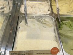 -VENCHI 闻绮(上海佛罗伦萨小镇店)