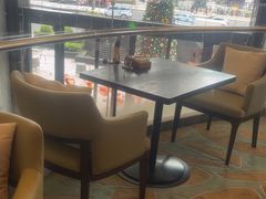 -深圳温德姆至尊酒店·大堂吧·户外花园