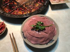 -渝嘴小老弟老火锅(华新村店)