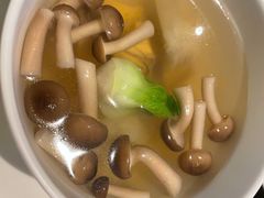 三鲜馄饨老鸡汤-杭州西子湖四季酒店·金沙厅