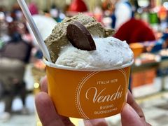 -VENCHI 闻绮(北京国贸商城店)