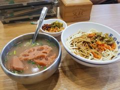 -文叔·湖北名小吃·小龙虾(黄贝岭地铁站店)