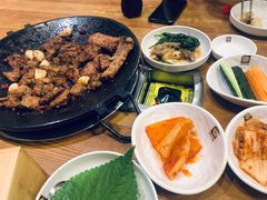 -喇喇排骨火锅·传统韩式脊骨汤(望京西园总店)
