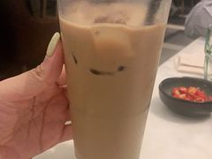 -港丽餐厅(高德置地店)