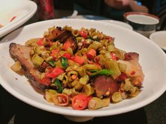 酸豆角炒腊肉-凤凰湘语·湘粤鲜融(浦东旗舰店)