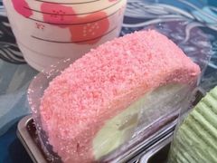 桃桃瑞幸卷-瑞幸咖啡(万科红立方大厦店)