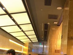 -钱小奴海鲜自助黑金店(杭州滨江龙湖店)