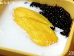 芒果椰汁黑糯米甜甜-满记甜品(王府井北京市百货大楼店)