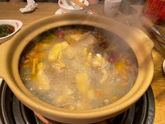 -邹开喜·炭炉鸡煲·海鲜火锅(虹口足球场店)