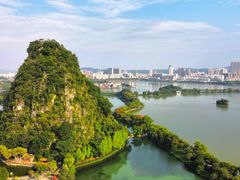 -星湖旅游景区七星岩