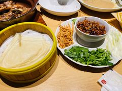 -关东小磨东北菜(上海长风大悦城店)