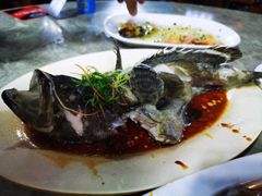 -四川小胡子海鲜(丁村万人海鲜广场店)