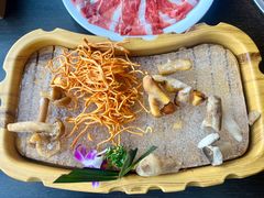 -滇釜火锅·能喝汤的火锅(车公庄店)