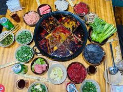 -正南齊北重庆老火锅(光华村直营店)