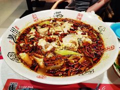 水煮鱼-辣小妮de川菜馆(红旗Mall店)