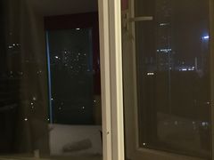 汉庭酒店(新街口上海路店)-汉庭(南京上海路地铁站店)