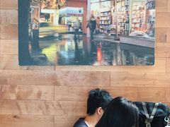 -ROAST coffee & eatery