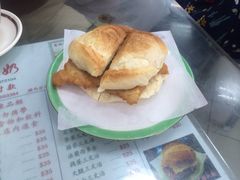 猪扒包-义顺牛奶公司(新马路老店)